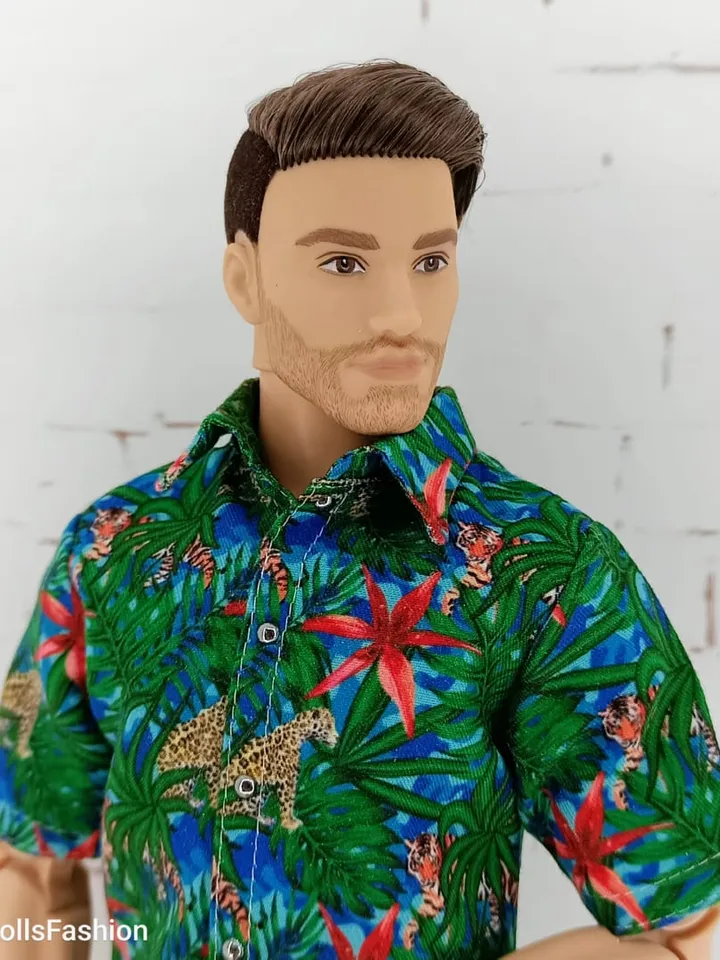 Jungle Panther Shirt for Ken with an athletic body