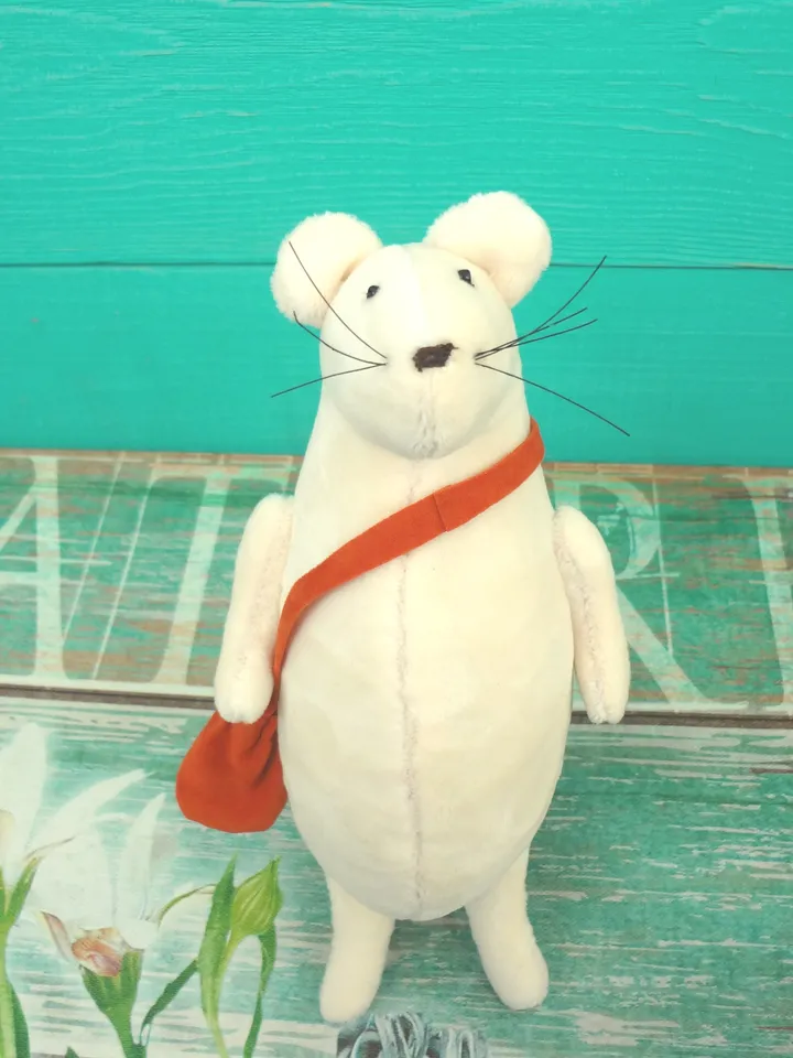 Mouse toy sewing pattern – Stuffed animal pattern – Toy sewing pattern and tutorial - Christmas gift idea