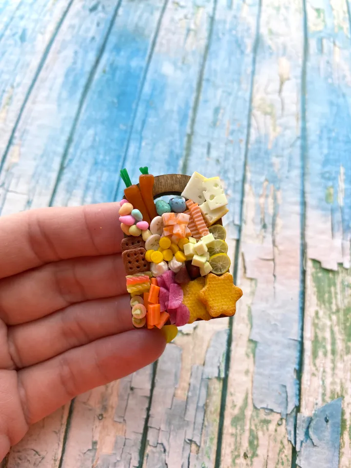 Magnet Miniature Easter Charcuterie Board with Polymer Clay Souvenir