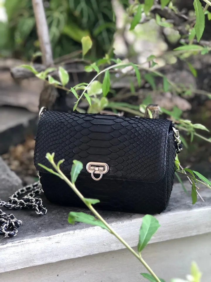 Genuine python skin Gino bag | Black crossbody Bag | Classy Chain Crossbody Women Bag | Exotic Leather Bag | Designer Handmade Bag
