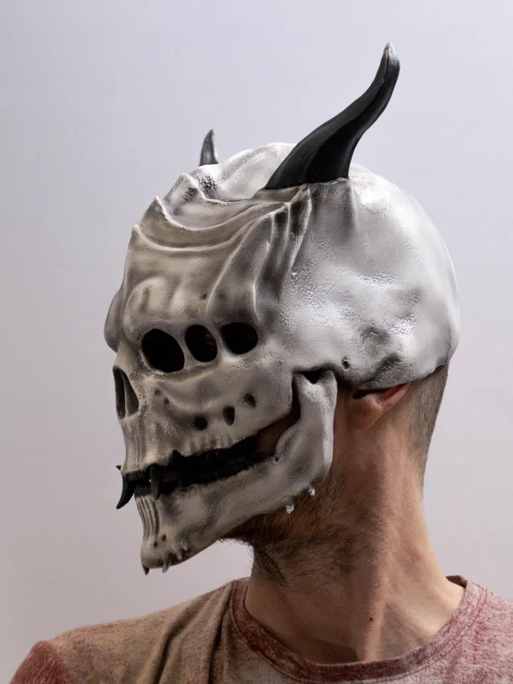Three-eyed demon mask with moving jaw, resin skull mask, demon skull, halloween mask scary, custom cosplay mask, creepy mask