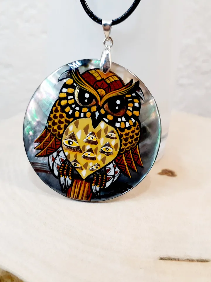Pearl pendant necklace: Eagle Owl in style of Gustav Klimt • Awesome bird pendant for stylish women • Mystery Halloween owl amulet for witch