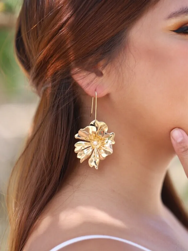 Art deco Wedding Earrings For Bride, Flower Vintage Bridal Earrings, Long Statement Earrings, Floral Bridal Earrings, Gold Wedding Jewelry