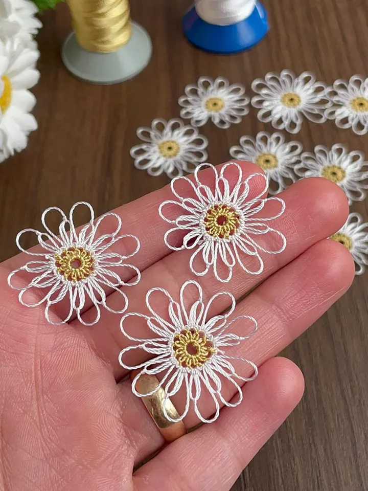 Elegant Needle Lace Daisy Motif Pattern PDF, Intricate Floral Design Tutorial, DIY Jewelry, Embellishments, or Decoration