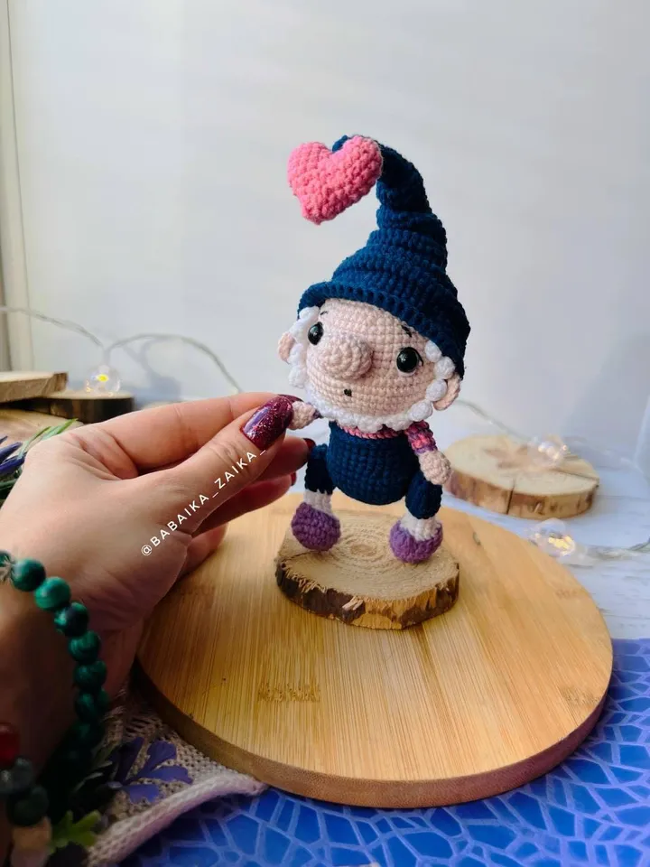 PDF Crochet Pattern Cute Gnome in love Crochet Gnome and Heart Amigurumi gnome pattern Crochet Heart Cute gnome Doll pattern Amigurumi doll