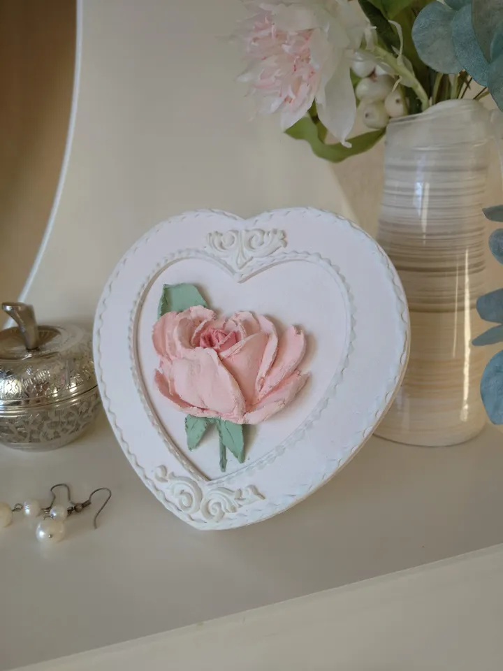 Mother's DAY GIFT Pink rose in heart-shaped frame Floral small painting Painting miniature Home decor Shabby chic decor