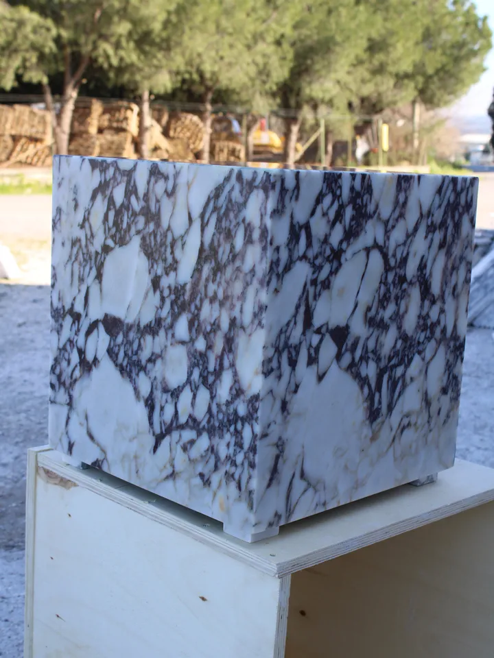 Calacatta Viola Marble side table, end table, italian marble 100% handmade, cube marble, height 40 cm ( 15.7'' ) free shipping