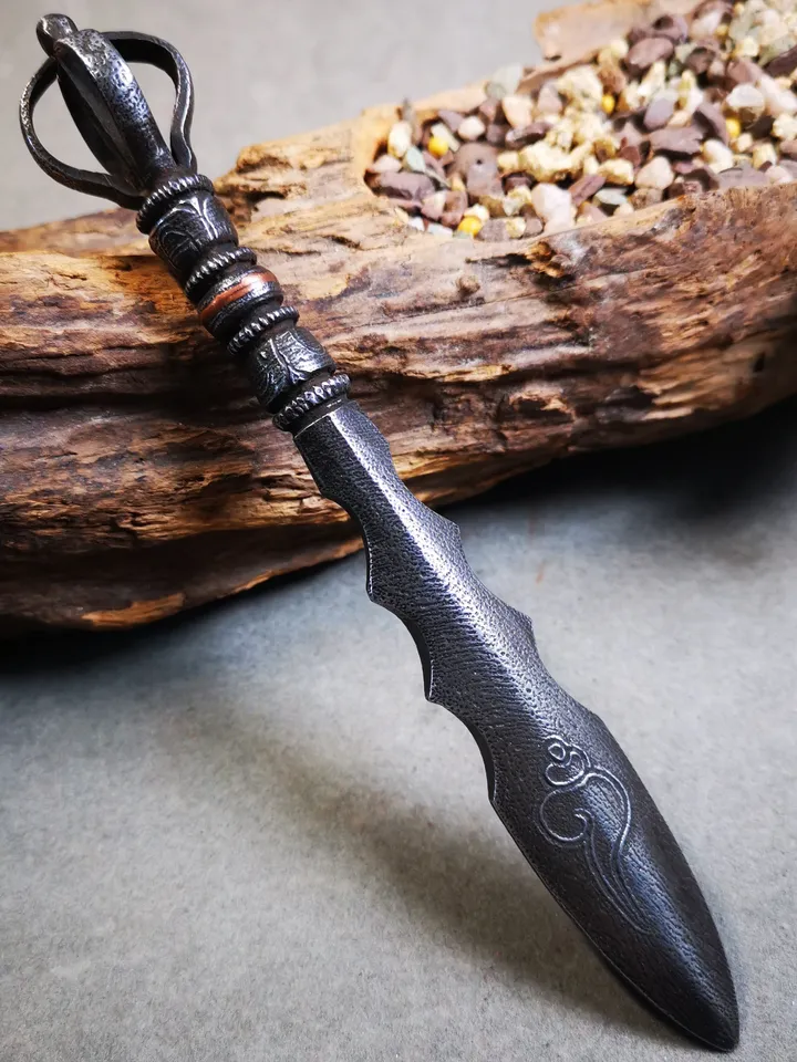 Gandhanra Tibetan Amulet,Fire Vajra Sword of Wisdom Buddha Manjushri,Dharma Ritual,Made of Cold Iron inlaid with Copper