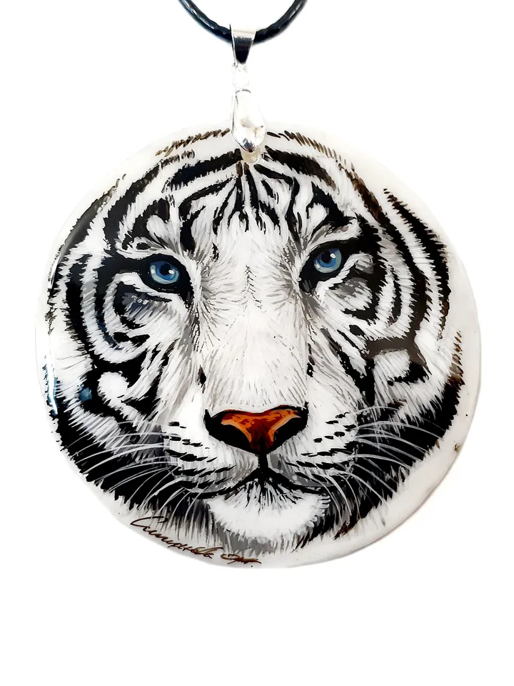 Endangered Elegance: Exquisite Mother-of-Pearl Pendant Depicting Majestic White Tiger - Symbol of Strength, Ethereal Grace, and Beauty