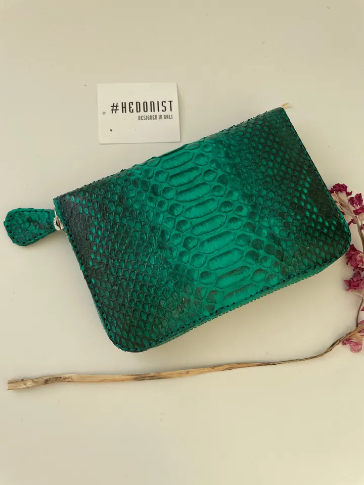 Genuine python skin green wallet | Small wallet | Exotic leather wallet | Women wallet | Snake trendy Wallet | Snakeskin designer wallet
