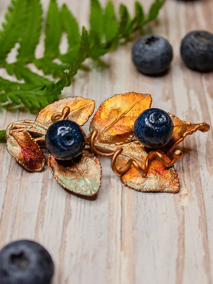 Blueberry brooch Small leaf brooch Murano glass blueberry Copper brooch Anniversary gift idea Forest brooch Elven jewelry