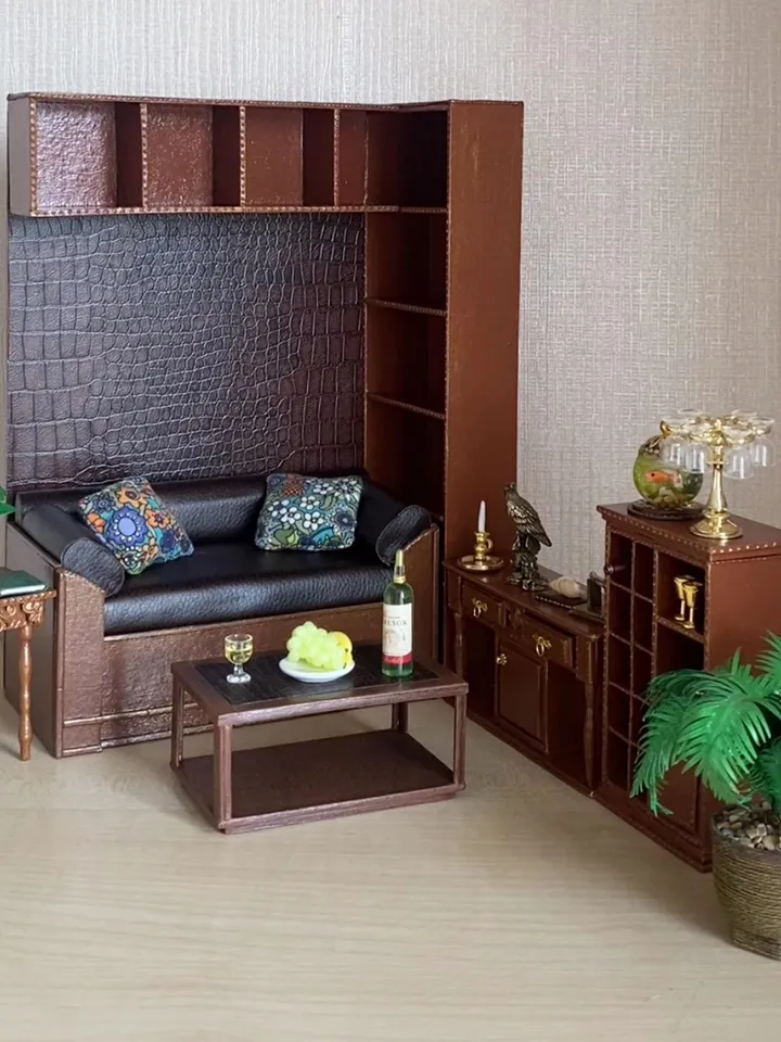 Dollhouse coffee table in 1:12 scale.