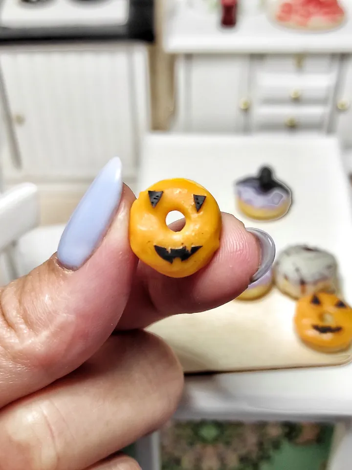 Halloween miniature for dollhouses, halloween for dolls, Halloween gifts, dollhouse miniature, halloween decoration