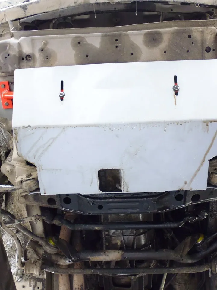 RTP Spar brace with engine protection for BMW e34 Crossbar