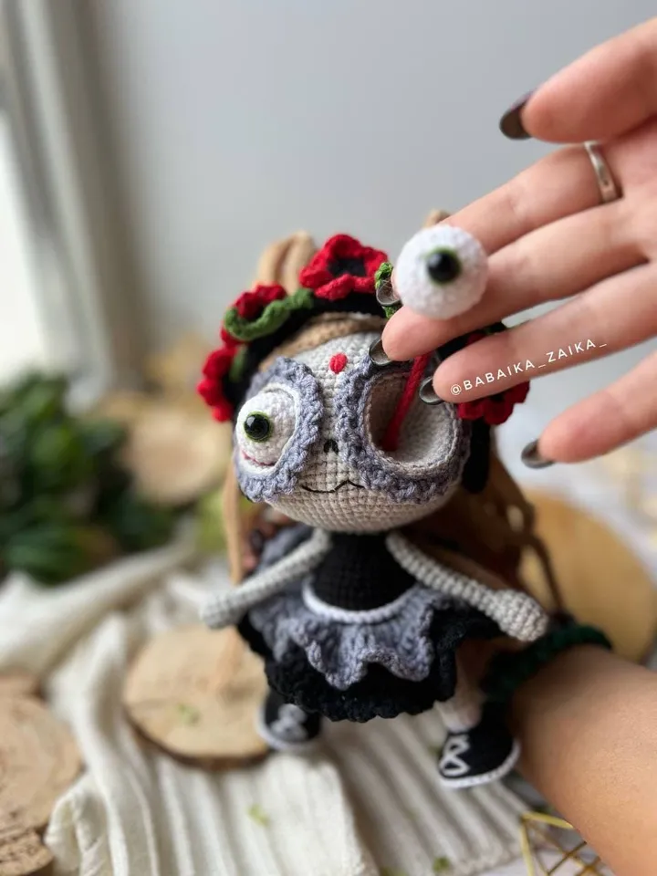 PDF Crochet Santa Muerte Pattern in Eng, Halloween Pattern, Crochet Monster, Doll Crochet Pattern, Skull Doll Santa Muerte patrón en español