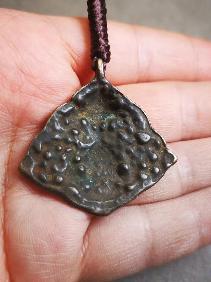 Gandhanra Handmade Tibetan Buddhist Amulet, Vase and Golden Fish Badge, Made of Thokcha