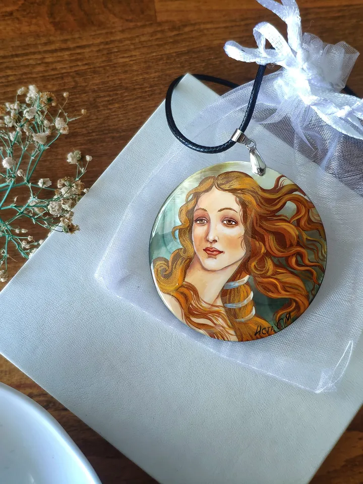 Pearl pendant necklace: Greek goddess on handmade jewelry • The Birth of Venus painted on aesthetic necklace • Elegant art on dainty pendant