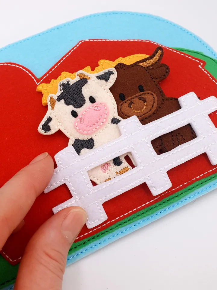 Farm Quiet Book ITH Embroidery Design Set, Felt Activity Book Pattern with Finger Puppets, Educational Farm Toy 5x7 Hoop