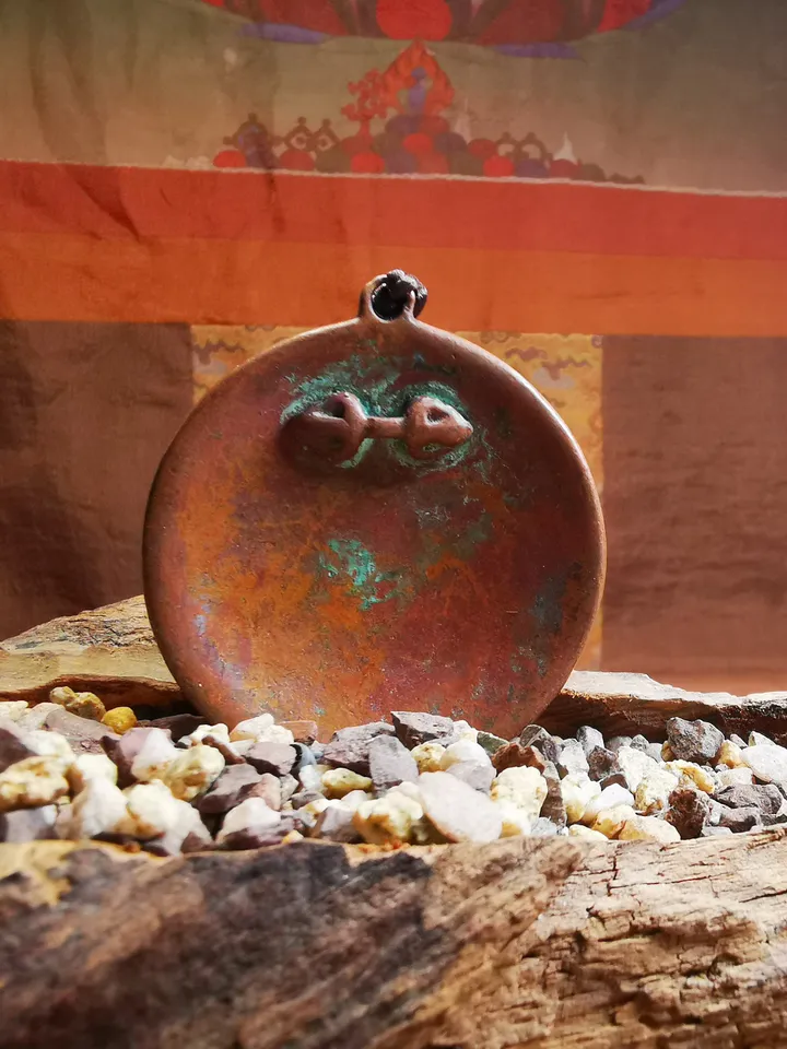 Gandhanra Acient Tibetan Buddhist Amulet,Melong Mirror, Calendar Badge,SIPAHO(srid pa ho),Unique 2 Sided Pattern