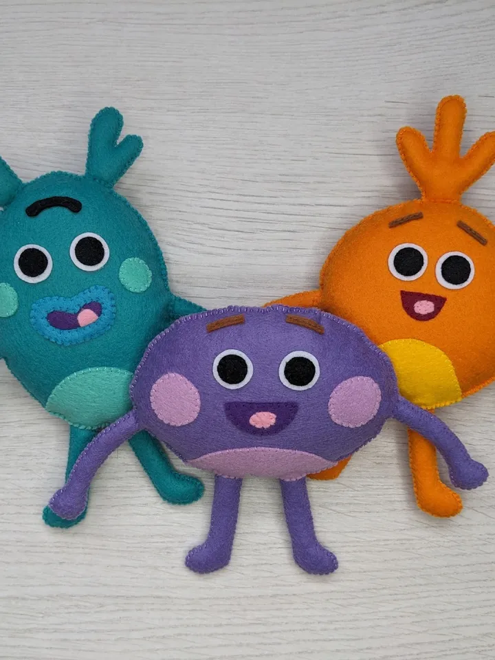 Super Simple Bumble Nums toy felt, The Bumble Nums are Cooking Their Famous Heartwarming Meals, Bumble Nums purple