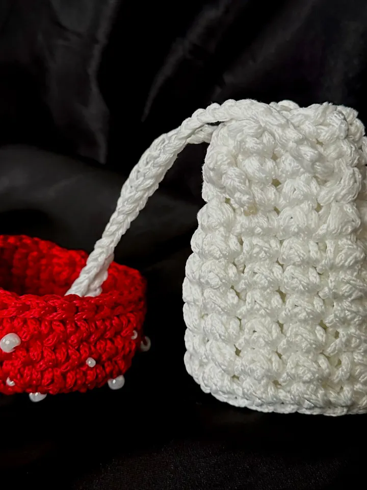 Crochet pattern mushroom bag  PDF digital instant download, video tutorial, cottagecore pouch, drawstring pouches, crystal pouch, dice bag