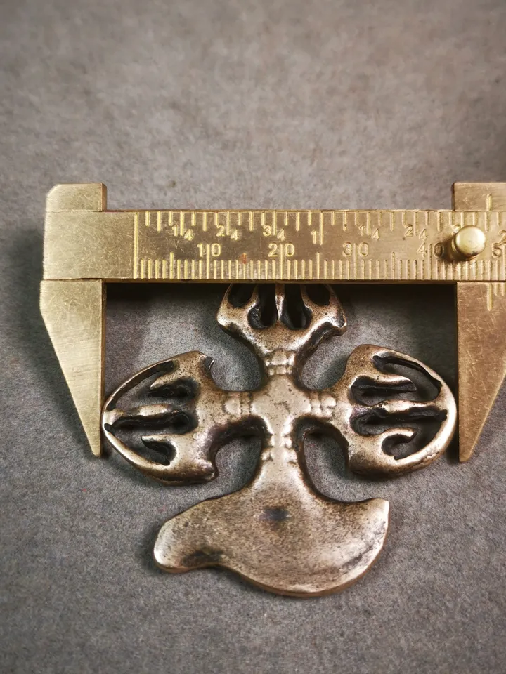 Gandhanra Antique Tibetan Amulet,Cross Vajra Kartika(knife of the dakinis) Pendant,Trantic Buddhism Dharma Ritual, Made of Lima Brass