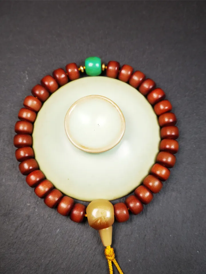 Gandhanra Handmade Tibetan Bracelet Mala,Handhold Prayer Beads,30pcs Corypha Linn Seed Beads,Diameter 0.4", Circumference 10"