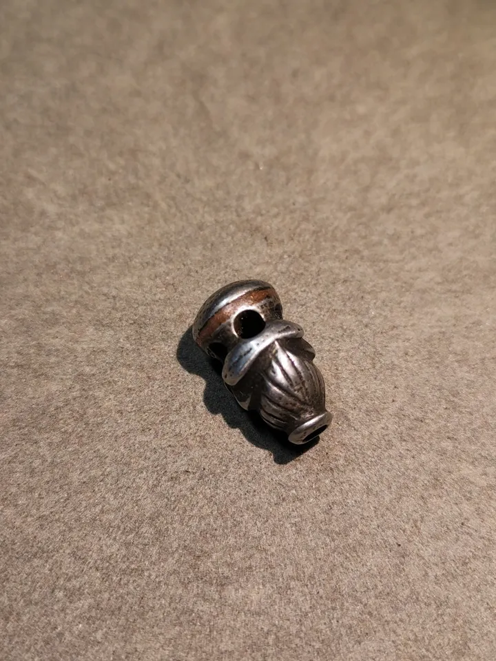 Gandhanra Tibetan Cold Iron Guru Bead,Skull Shape T-drilled 3-Hole Prayer Bead,Mala Bead,Connector Bead for Buddhist Bead Accessories