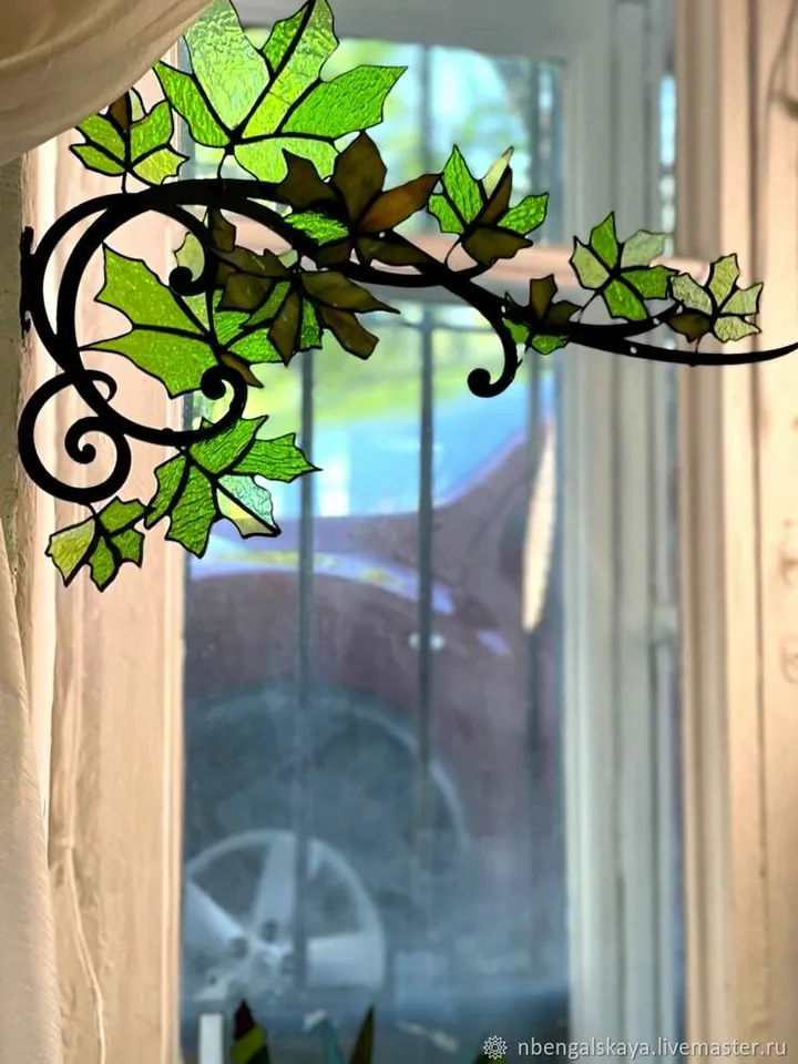 Tiffany Stained Glass: Maple Leaves on a Monogram, Tiffany Glass Art, Tiffany Stained Glass Artwork, Tiffany-Style Stained Glass: Maple Leaves,
Tiffany Stained Glass Artwork: Maple Leaf Motif, Maple Leaves Pattern, Tiffany Stained Glass: Maple Leaf Desig
