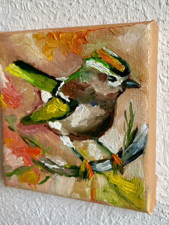 Tiny bird oil painting, Goldcrest painting, Original oil Painting on Canvas, Wildlife Art, Miniature Artwork 4"x 4"