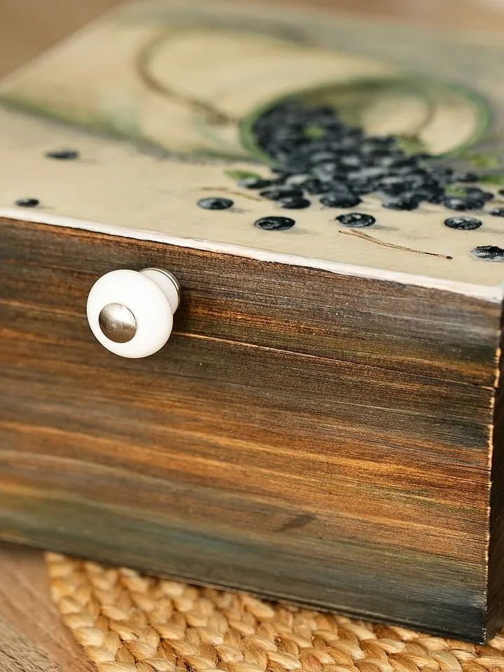 Tea box