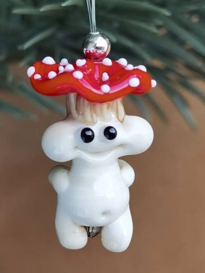 Mushroom ornament glass mushroom miniature , glass toadstools for terrarium decoration mini gardens or lampwork beads Mushroom figurine