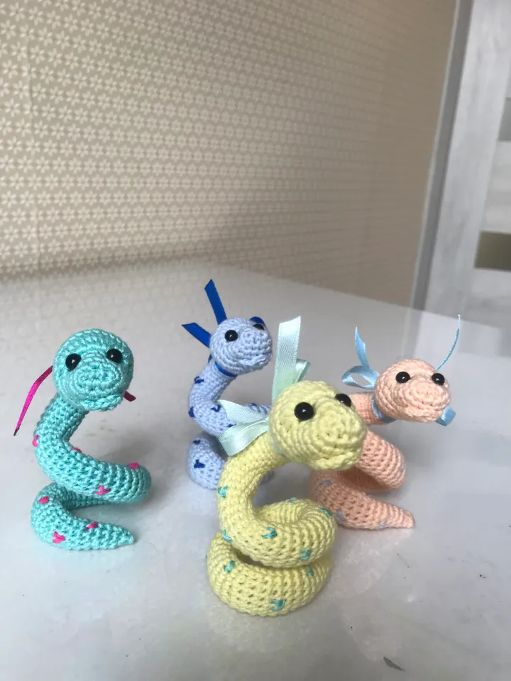 Snake toy keychain blue