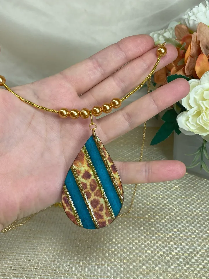 Author's set of handmade jewelry. Individual design.