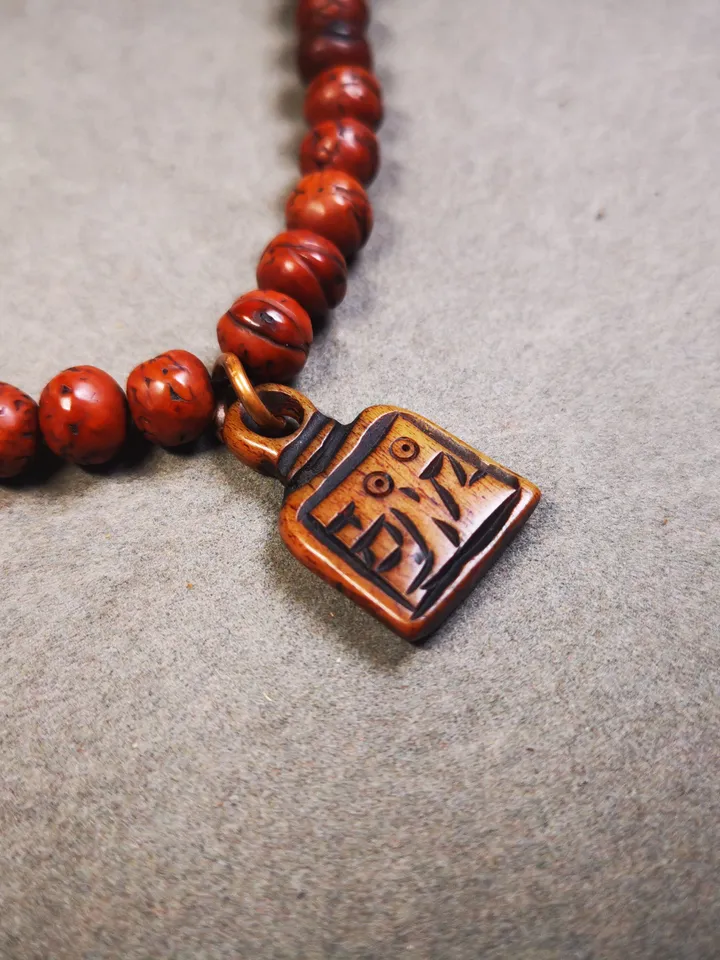 Yak Bone Carved Mantra Dot Mala Pendant,Bead Counter Clip, Prayer Bead Accessories,Gandhanra Tibetan Amulet