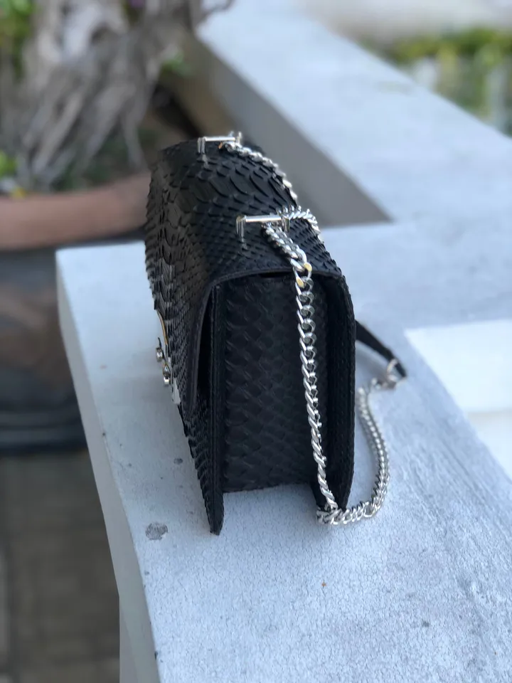 Black chain crossbody classy woman bag | Elegant crossbody purse | Exotic leather bag | Black Pythonskin bag | Chain handle designer Bag