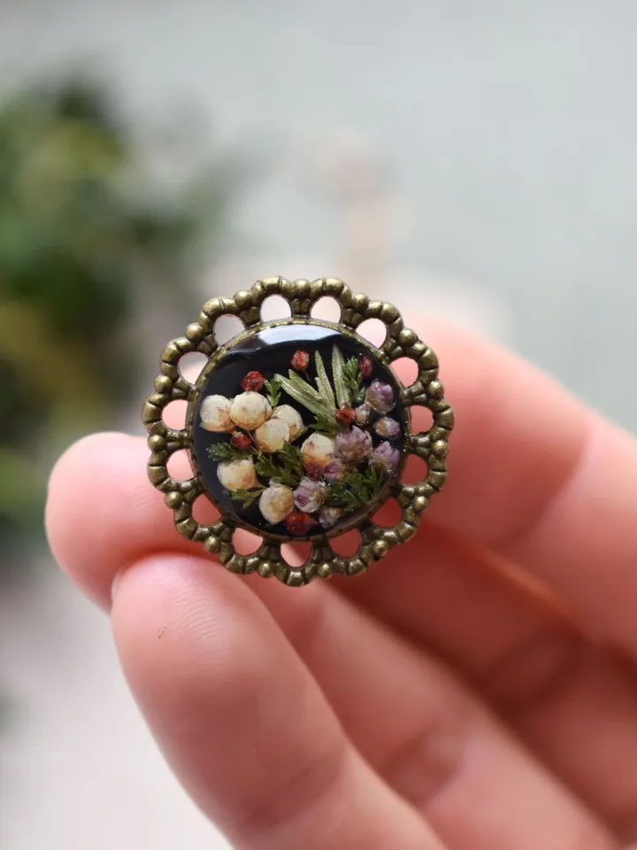 Real flower ring. Resin ring with Real flower meadow. adjustable ring.