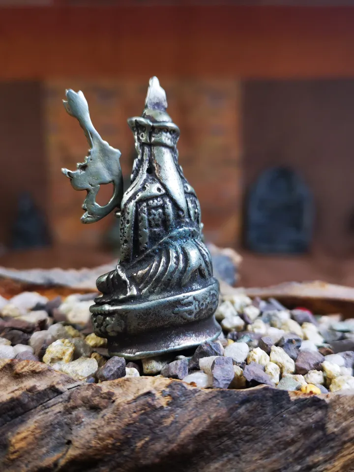Lotus Born-Guru Rinpoche,Gandhanra 13 Types Retro Handcarved Mini Brass Tibet Tantric Buddha Statue,Top Collection Figurine Amulet