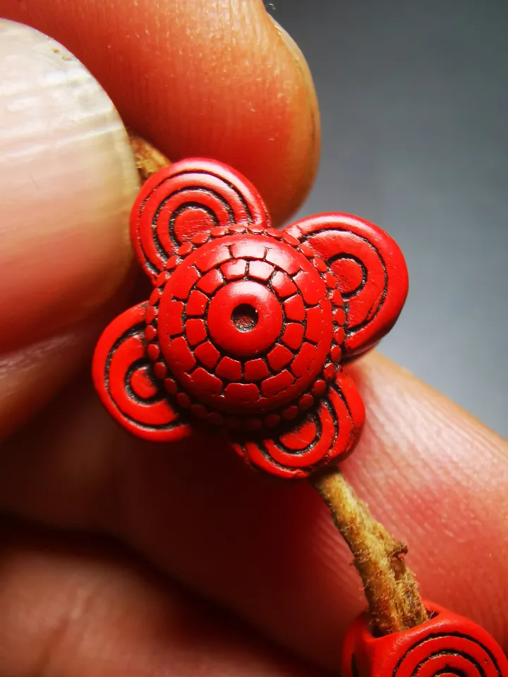 Gandhanra Handmade Antique Tibetan Amulet,Mini Flower Bead Pendant for Mala,Made of Cinnabar
