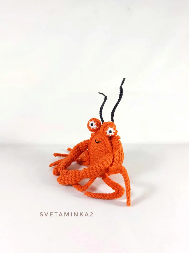 Crochet Crab Pattern Amigurumi Stuffed Toy. Digital Download. PDF.