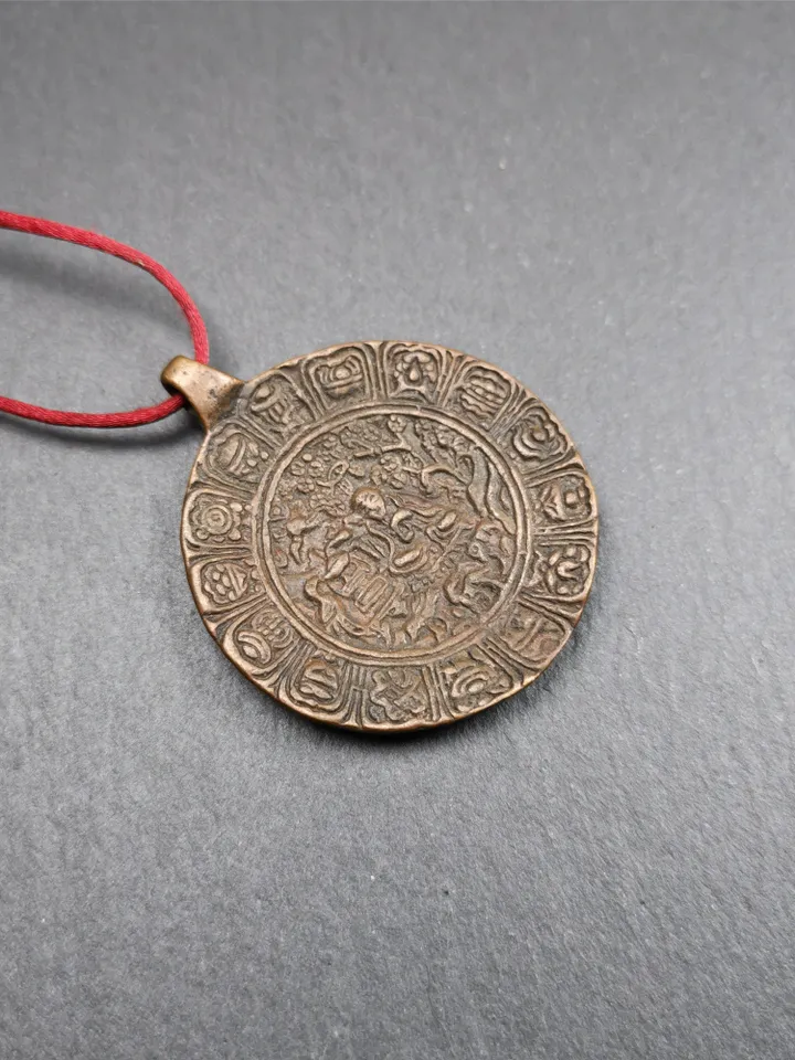 Gandhanra Vintage Tibetan Buddhist Amulet Badge,Shou-lao, the God of Longevity,Made of Copper, 1.57"