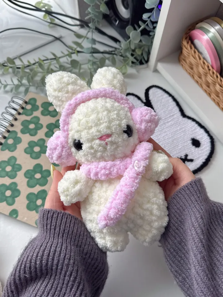 Crochet pattern set 2 in 1, wither bunny with headphones and scarf, bunny with headphones-leaves, plushie crochet bunny pattern, cute pattern