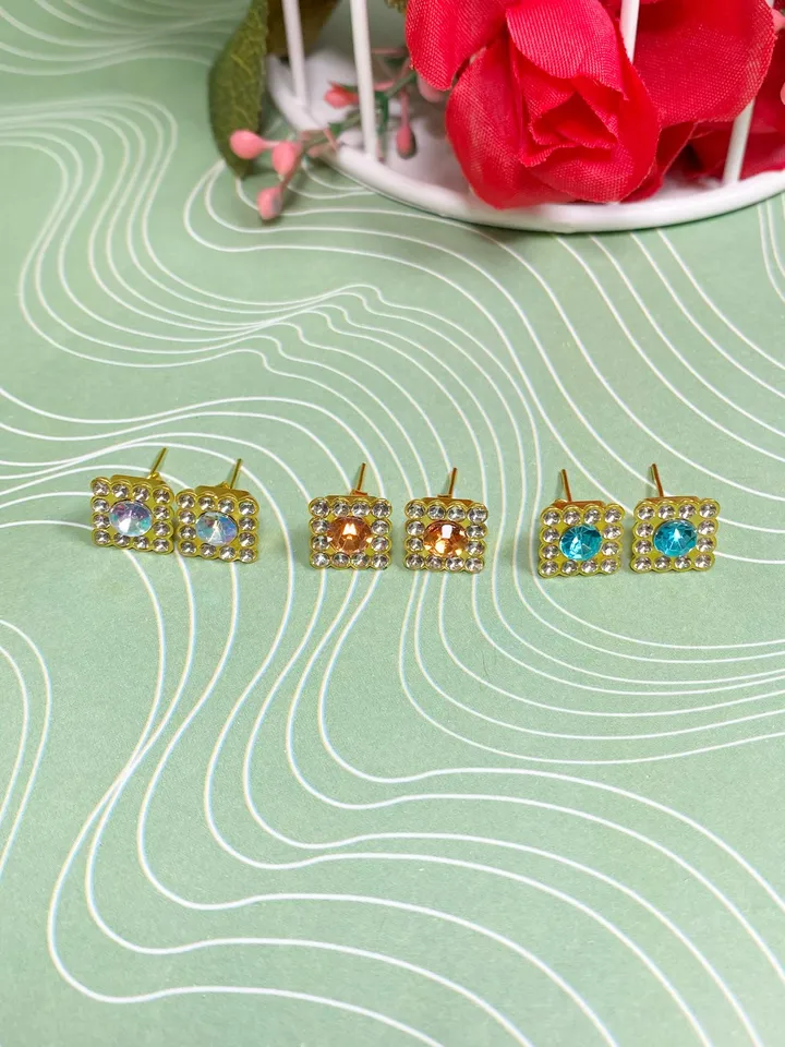 Stud earrings. Handmade jewelry.
