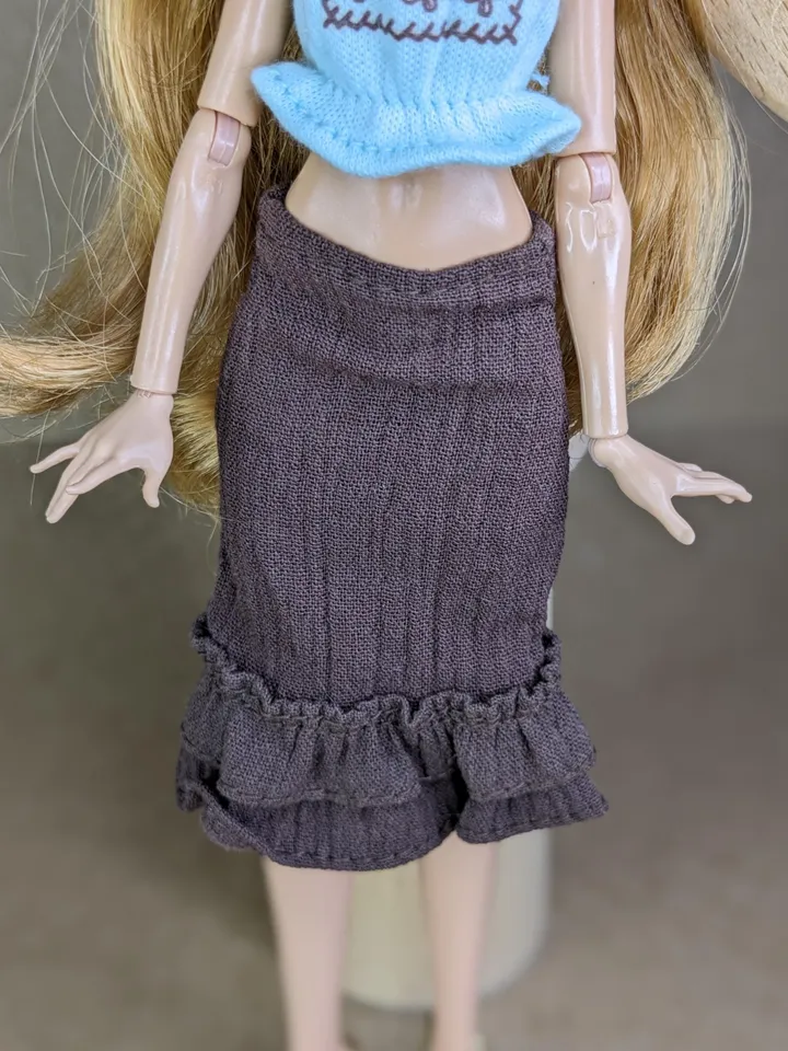 Top & skirt for 10.5-inch female dolls (MH, EAH)