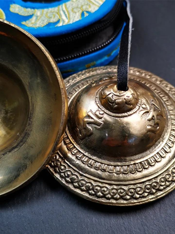 Gandhanra 9cm Tibetan Cymbals, Tingsha Bell,Buddhism Ritual Implement,Handmade in Nepal,Special OM Mantra