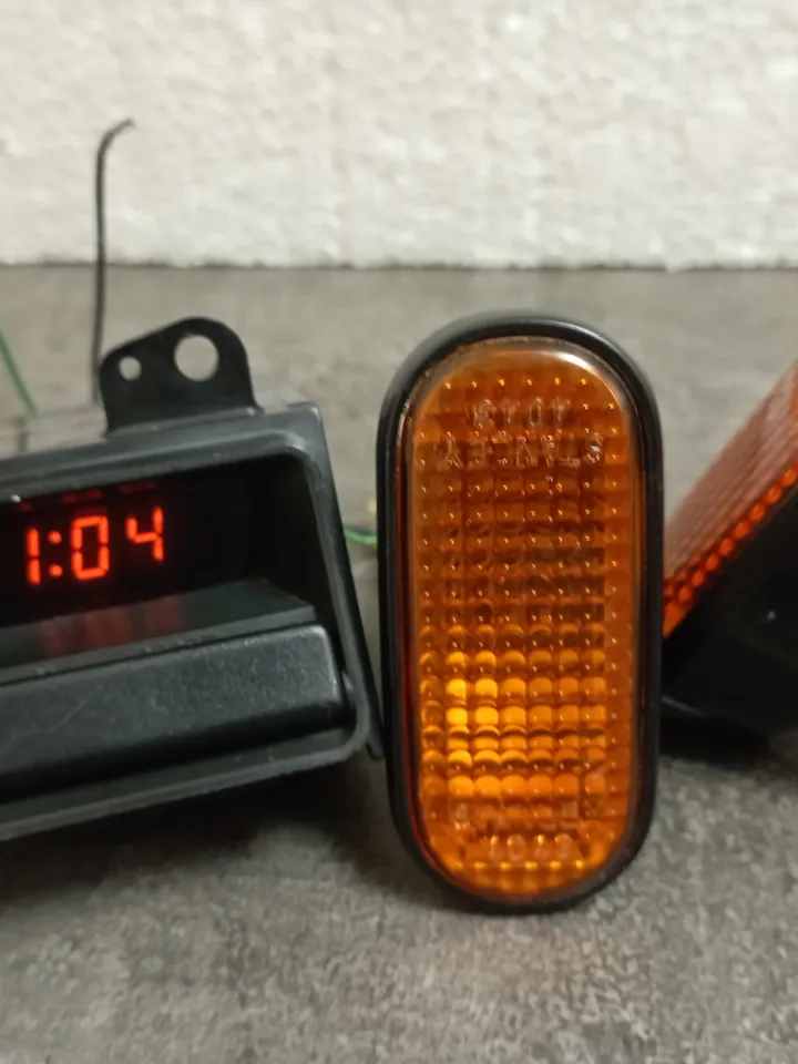 JDM HONDA CIVIC EG6,EG9 AMBER SIDE MAKER/ AMBER CLOCK