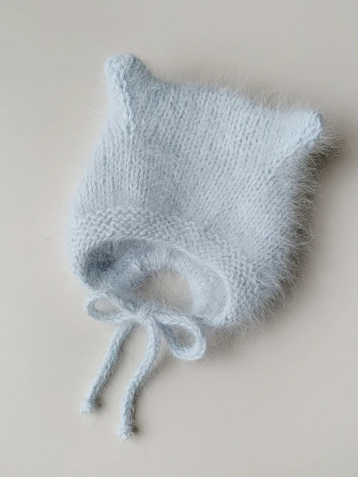 Baby hat - size 0-3 months, knitted hat, kitty hat, baby bonnet