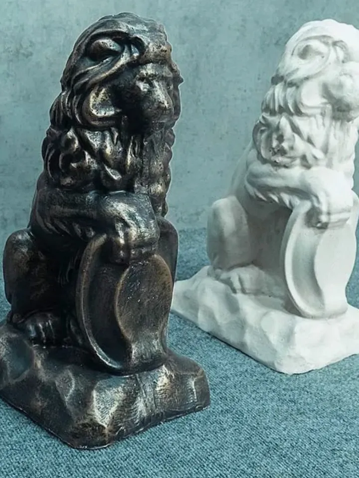 Plastic mold for concrete and gypsum "Lion the left side" DIY