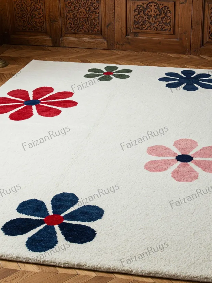 8x10,White,Red,Pink,Floral rug,multi size,8x10,9x12,10x14,Handmade,area rug,Wool rug,Living room,Dining room,kids room,pink for home décor.