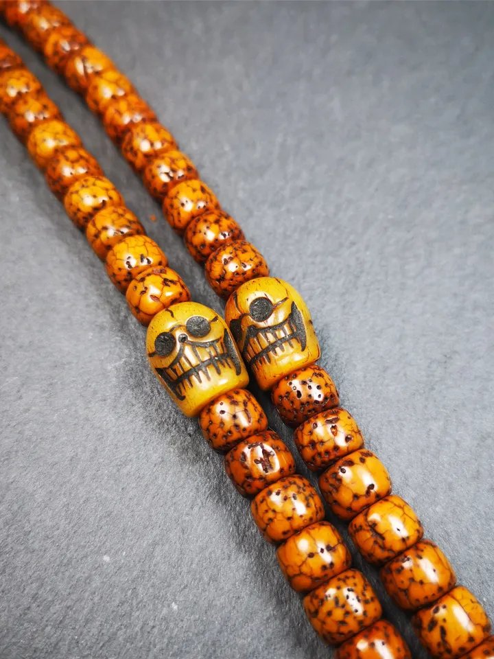 Gandhanra 1 Pair of Yak Bone Skull Beads,Marker Beads for Mala Necklace,Prayer Beads Accessories,0.4" × 0.5"
